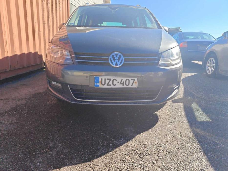 VOLKSWAGEN Sharan 2016