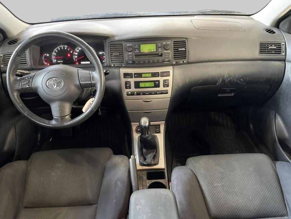 TOYOTA Corolla 2005