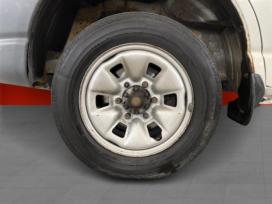 TOYOTA Hiace 2004