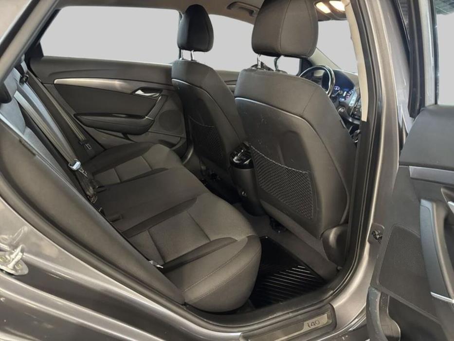 HYUNDAI i40 Wagon 2015