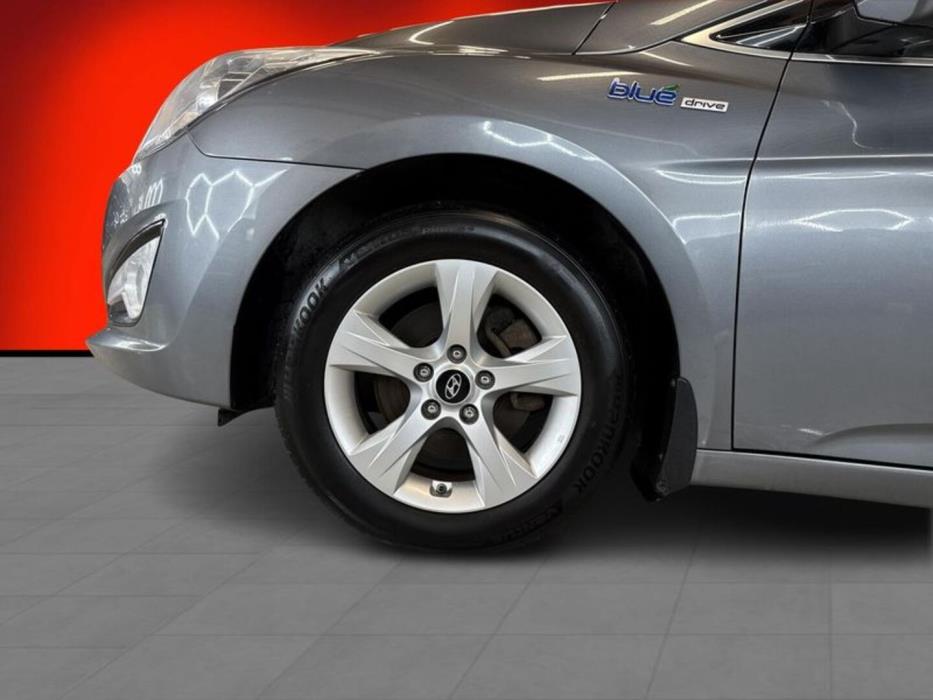 HYUNDAI i40 Wagon 2015