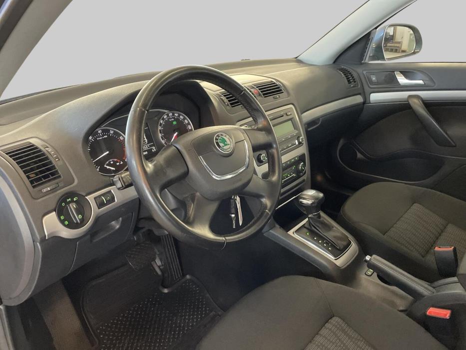 SKODA Octavia 2010