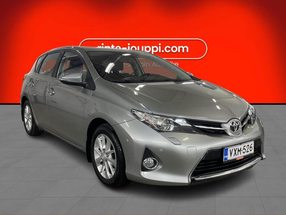 TOYOTA Auris 2014