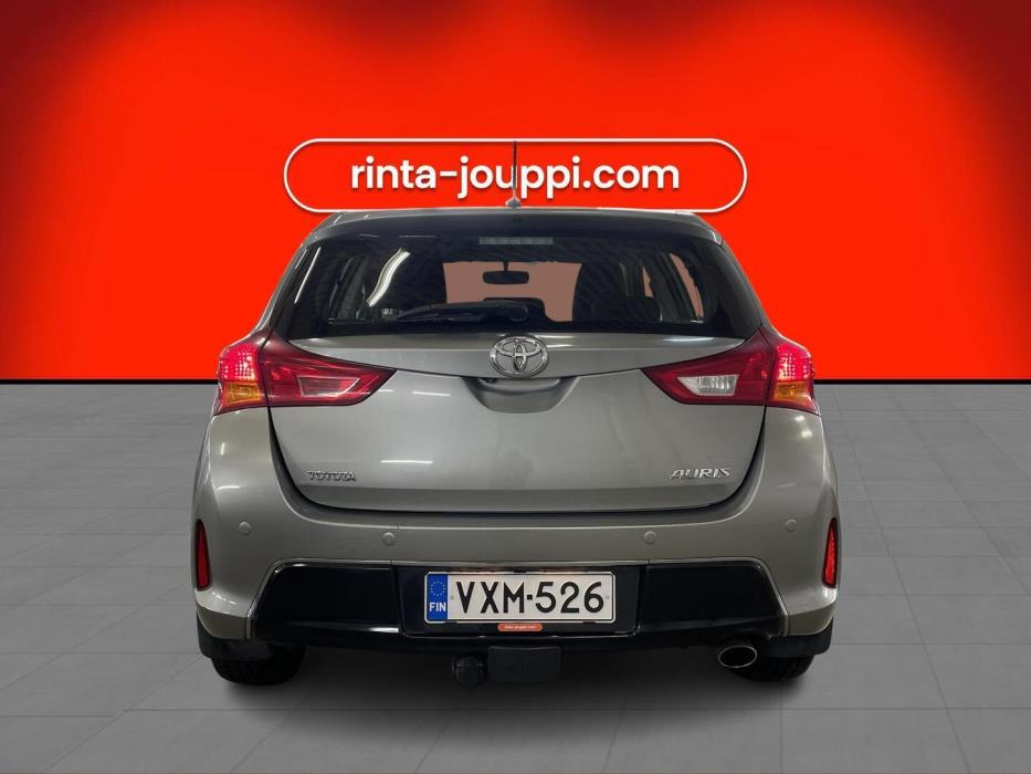 TOYOTA Auris 2014