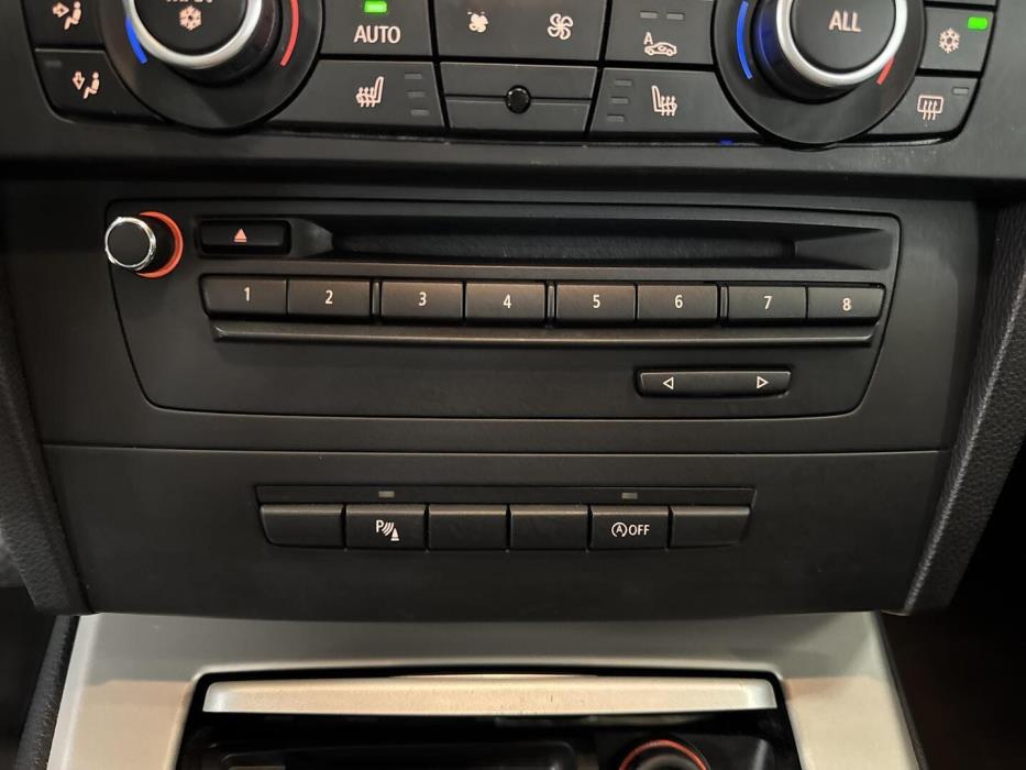 BMW 320 2011