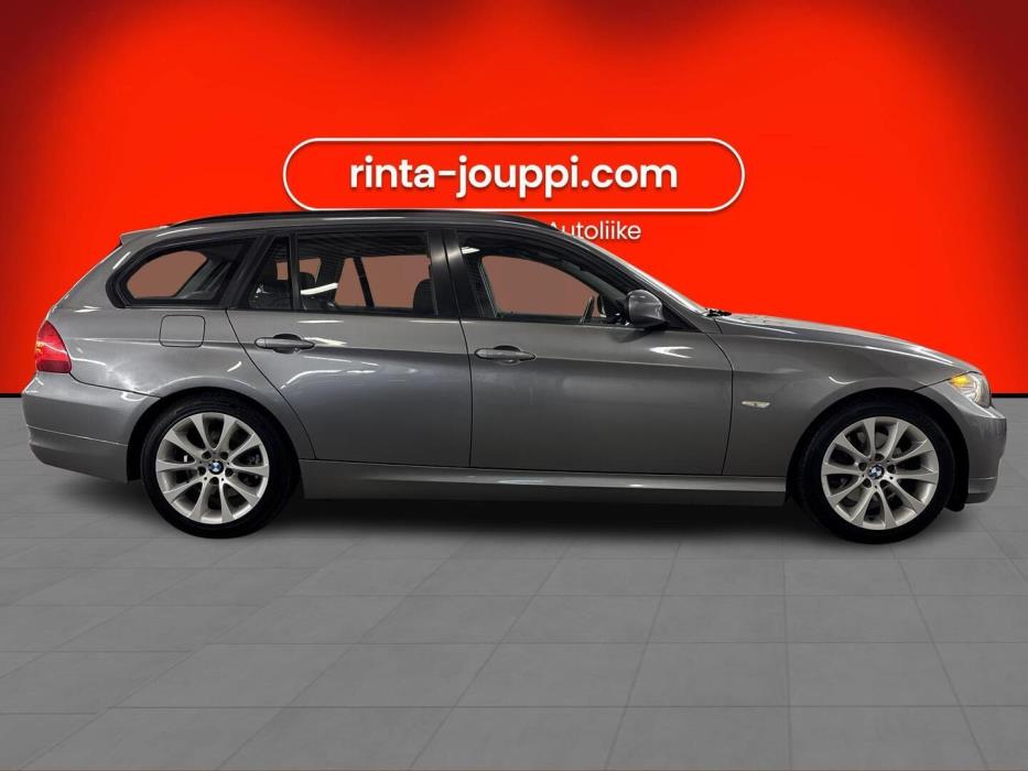 BMW 320 2011