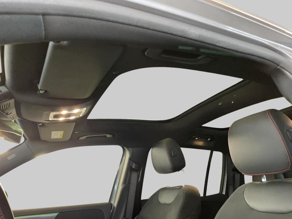 MERCEDES-BENZ EQB 2022