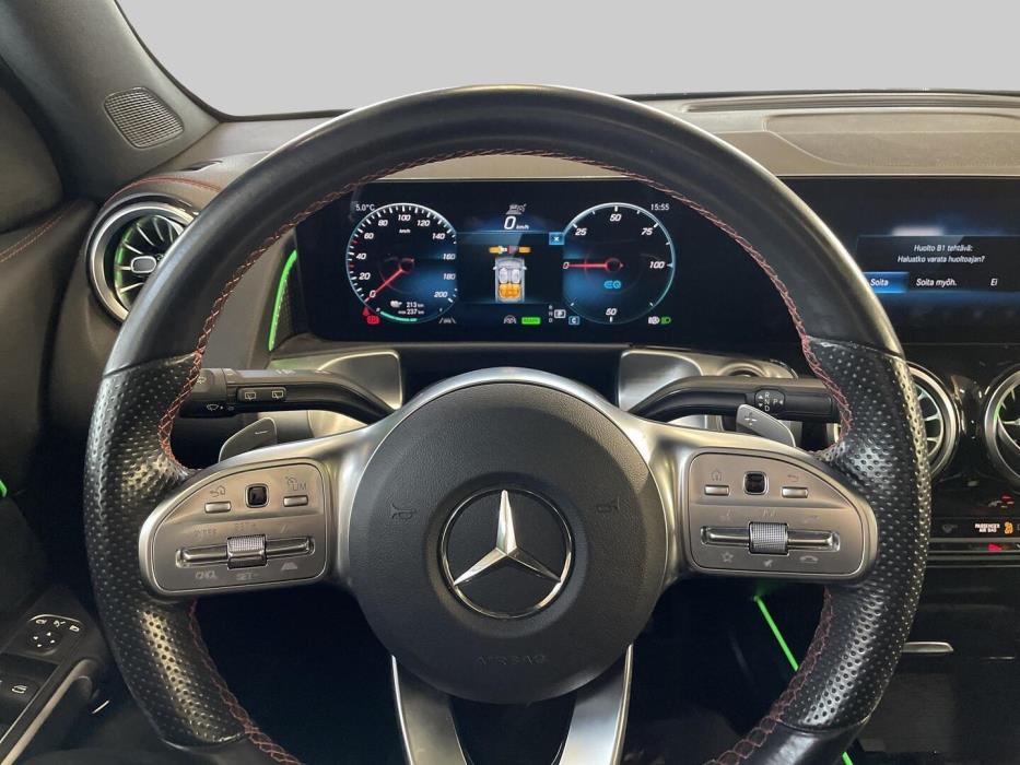 MERCEDES-BENZ EQB 2022