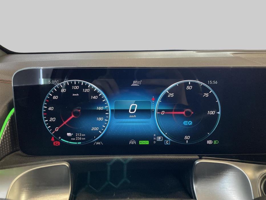 MERCEDES-BENZ EQB 2022