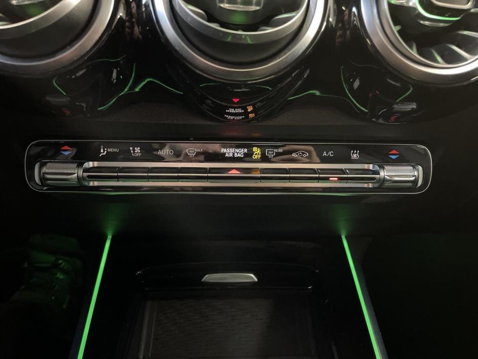 MERCEDES-BENZ EQB 2022