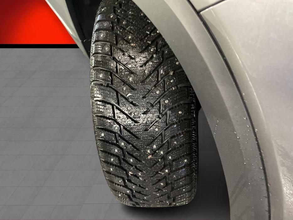 MERCEDES-BENZ EQB 2022