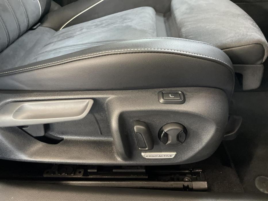 VOLKSWAGEN PASSAT 2025