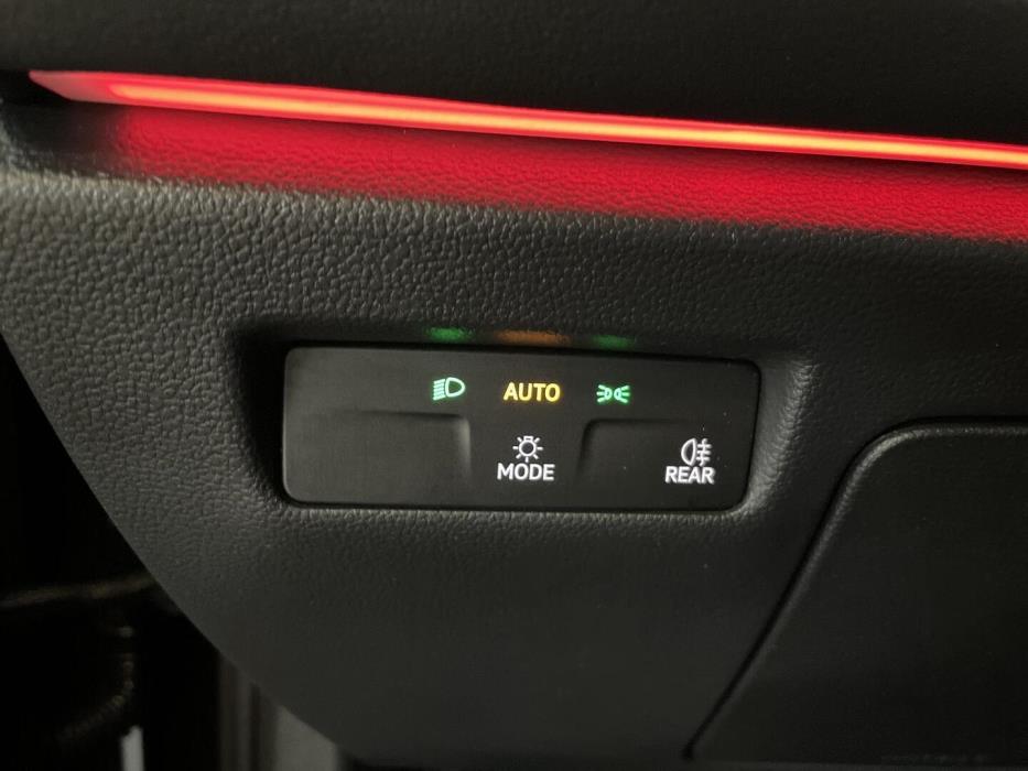 VOLKSWAGEN PASSAT 2025