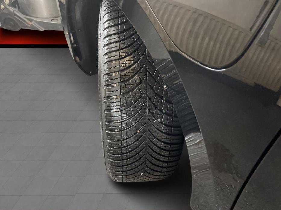 VOLKSWAGEN PASSAT 2025