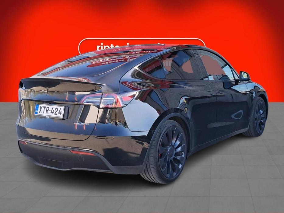 TESLA Model Y 2022