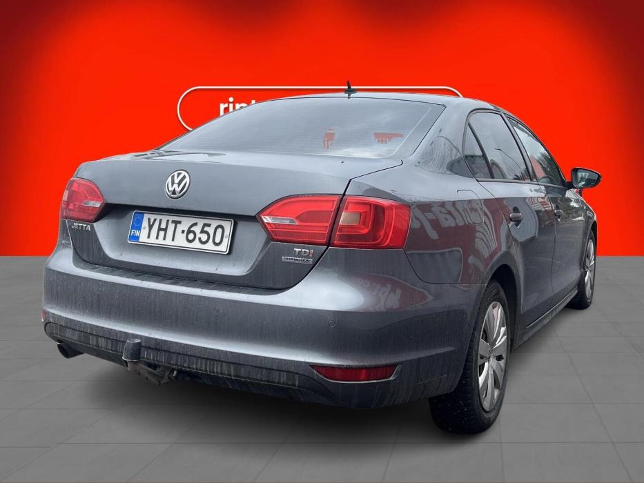 VOLKSWAGEN Jetta 2011