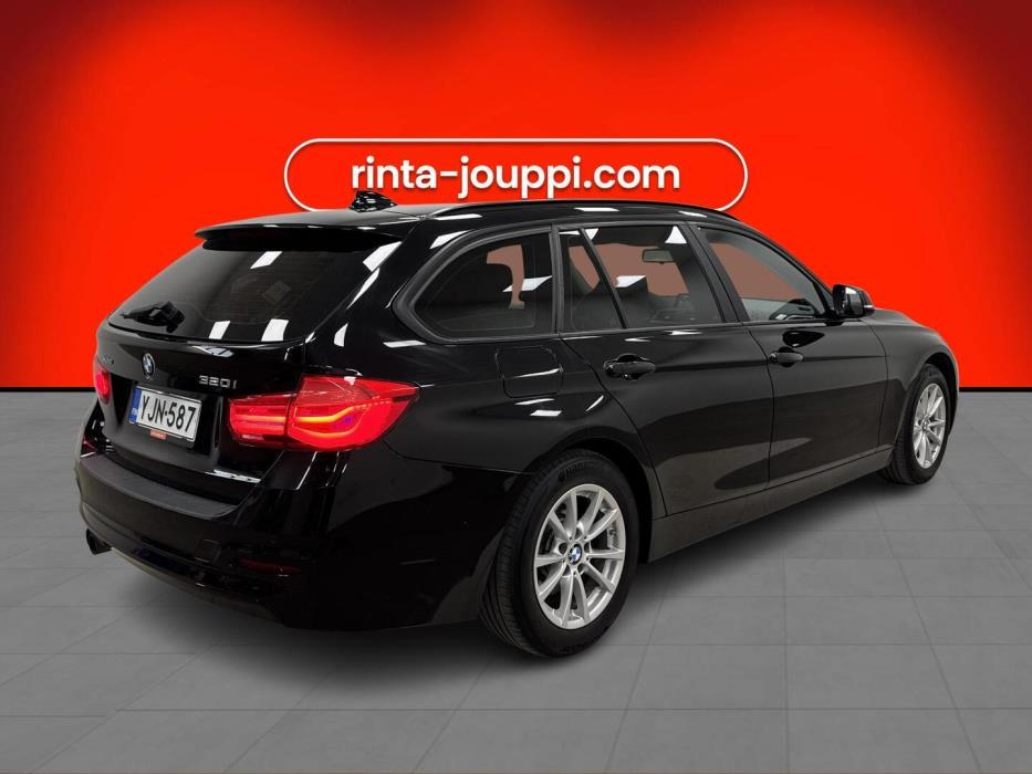 BMW 320 2017
