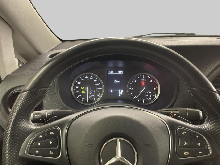 MERCEDES-BENZ Vito 2022