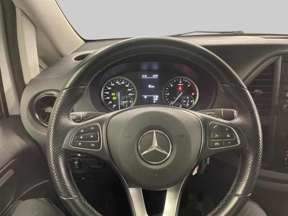 MERCEDES-BENZ Vito 2022
