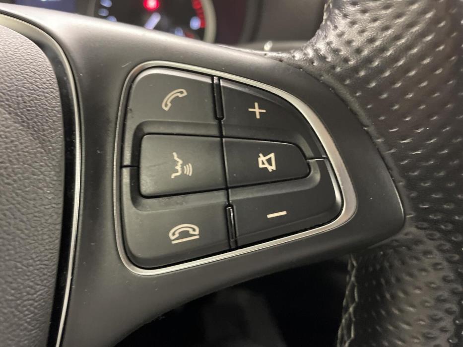 MERCEDES-BENZ Vito 2022