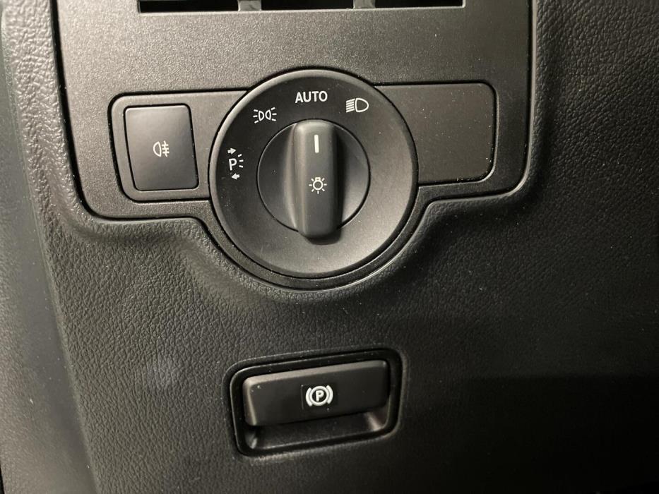 MERCEDES-BENZ Vito 2022