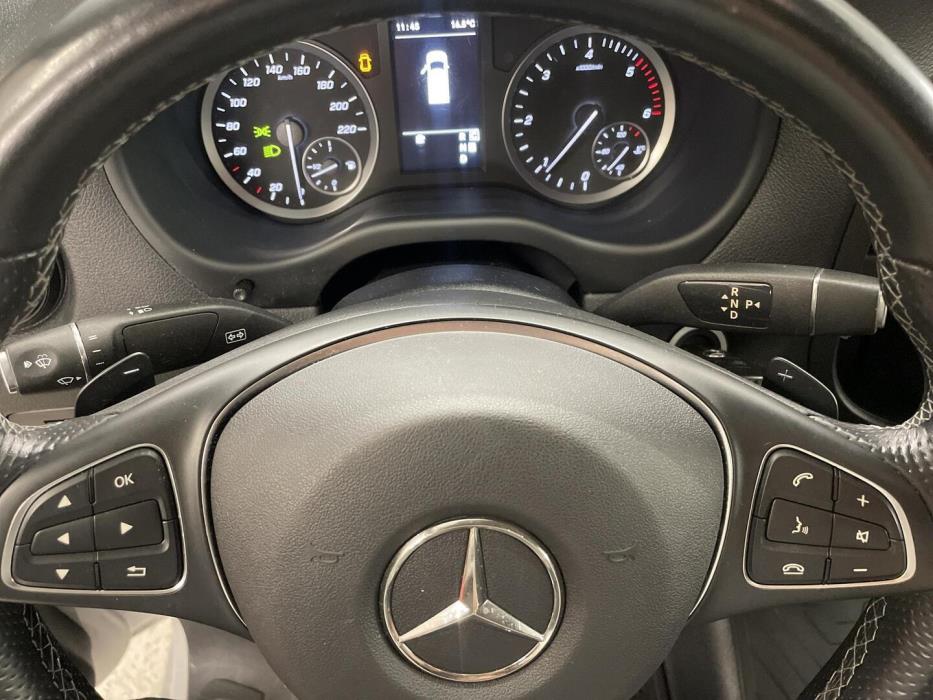 MERCEDES-BENZ Vito 2022