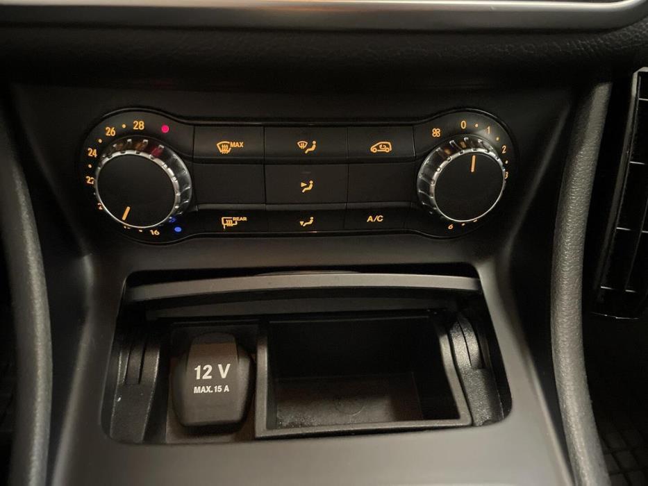 MERCEDES-BENZ CLA 2013