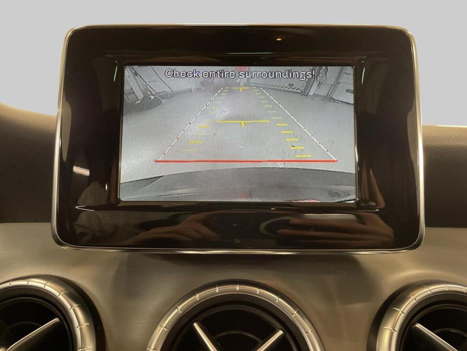 MERCEDES-BENZ CLA 2013