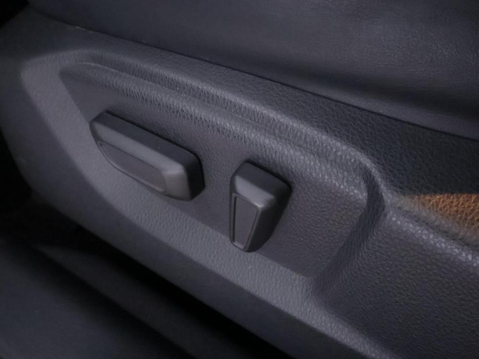 MITSUBISHI ECLIPSE CROSS 2023