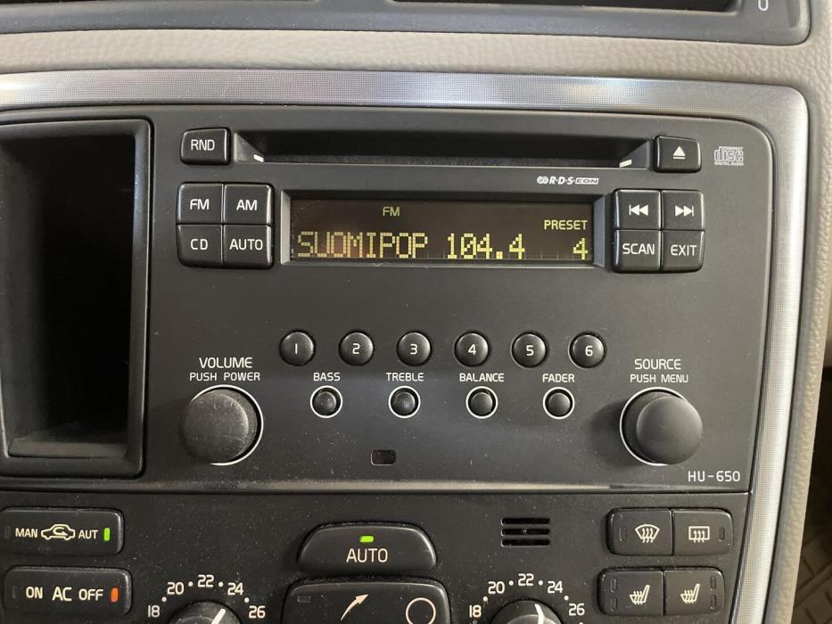 VOLVO V70 2005