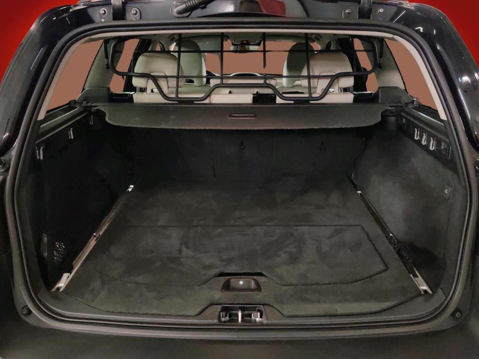 VOLVO XC70 2015