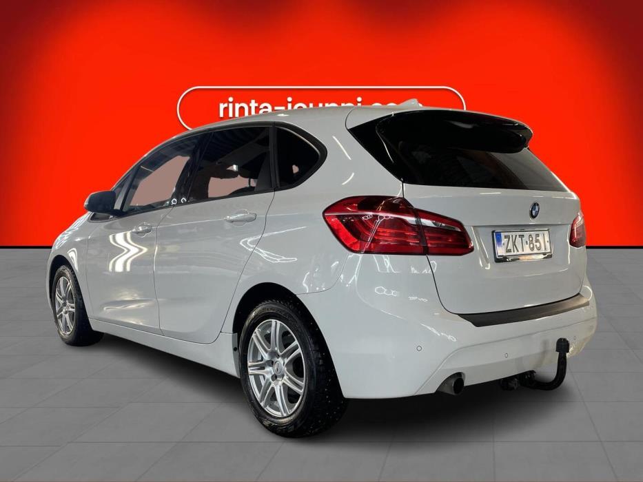 BMW 218 2016