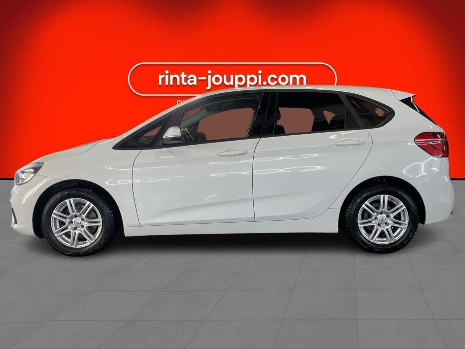 BMW 218 2016