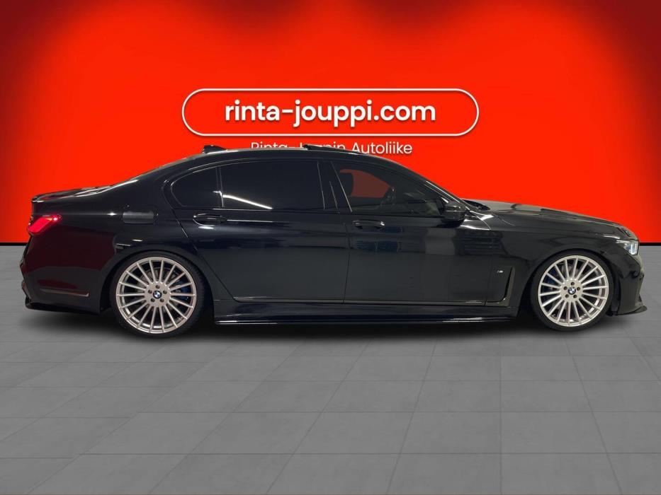 BMW 745 2020