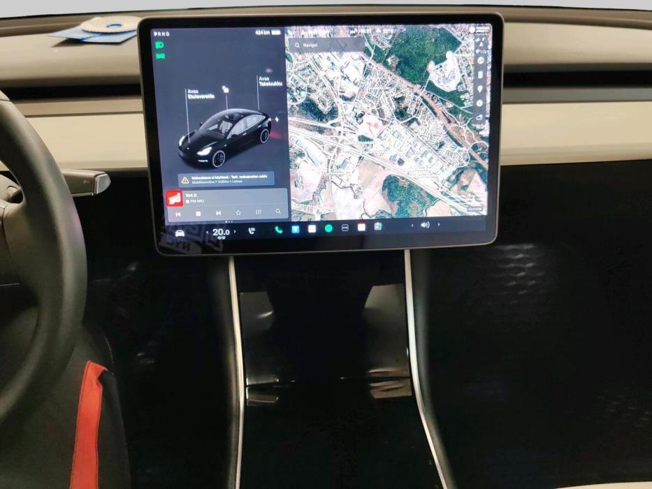 TESLA Model 3 2020