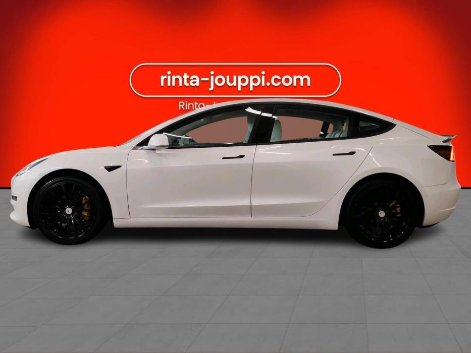 TESLA Model 3 2020