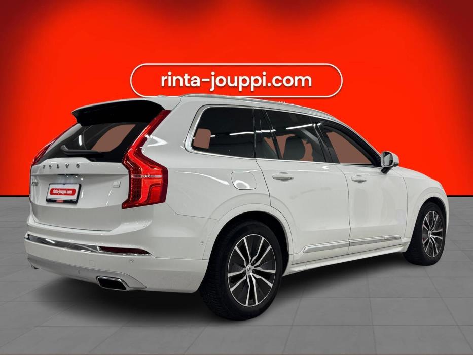 VOLVO XC90 2021
