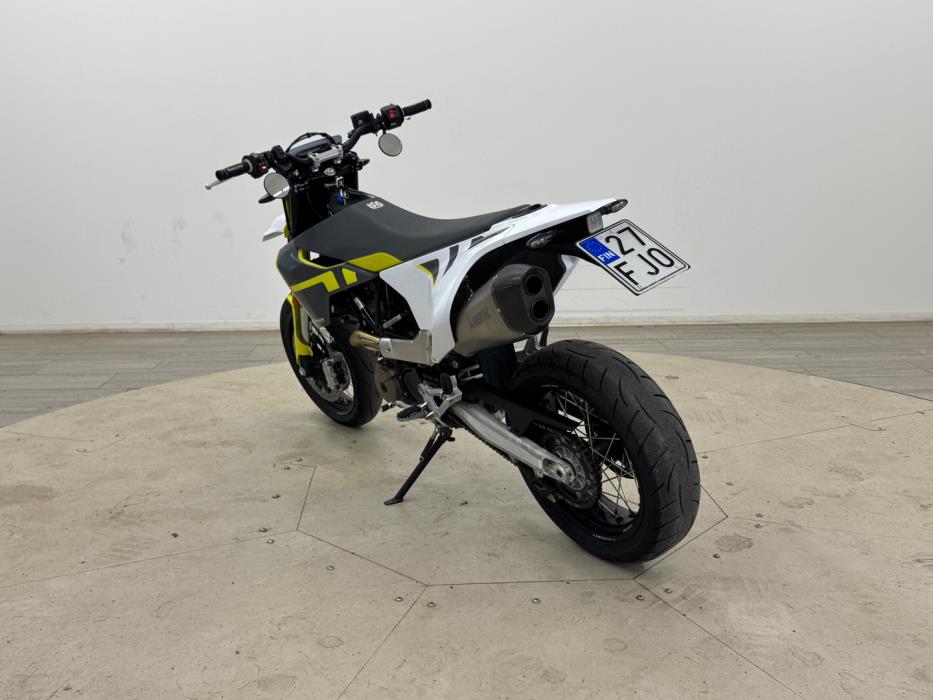 HUSQVARNA 701 2021