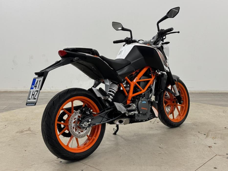 KTM 390 2017