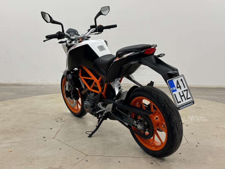 KTM 390 2017
