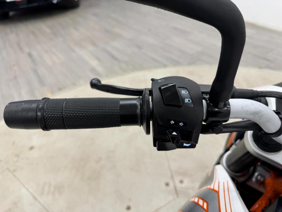 KTM 390 2017