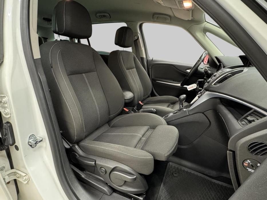 OPEL Zafira Tourer 2016