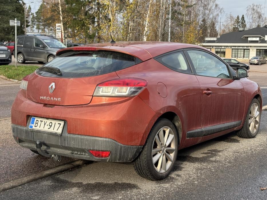 RENAULT Megane 2010