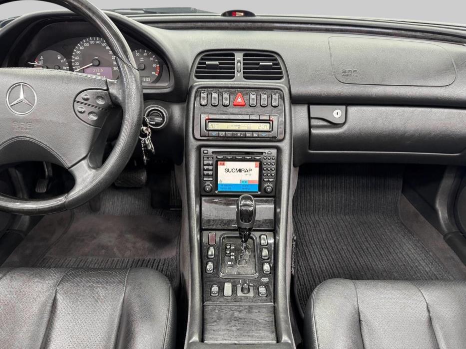 MERCEDES-BENZ CLK 2001