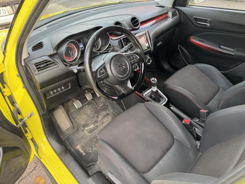 SUZUKI Swift 2018