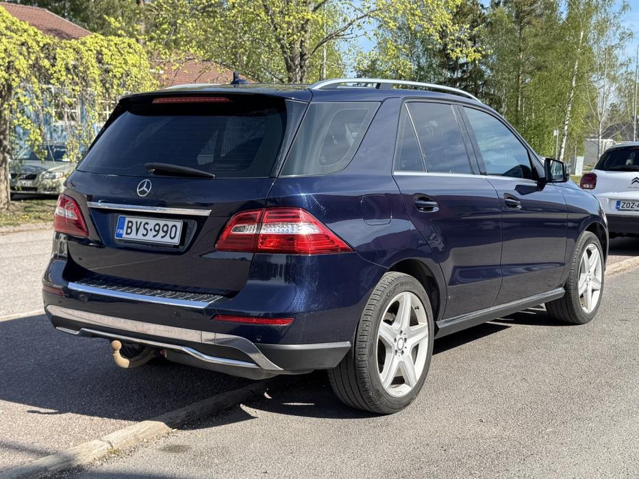 MERCEDES-BENZ ML 2012