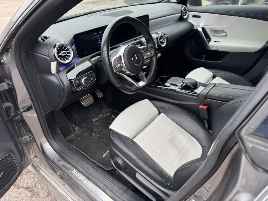 MERCEDES-BENZ CLA 2019