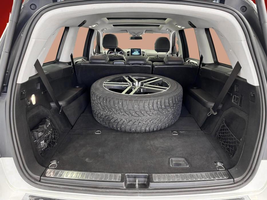 MERCEDES-BENZ GLS 2016