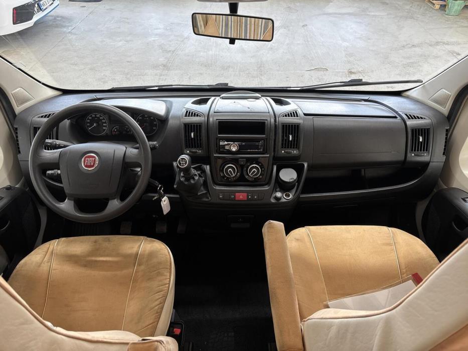 CARADO T 448 2012