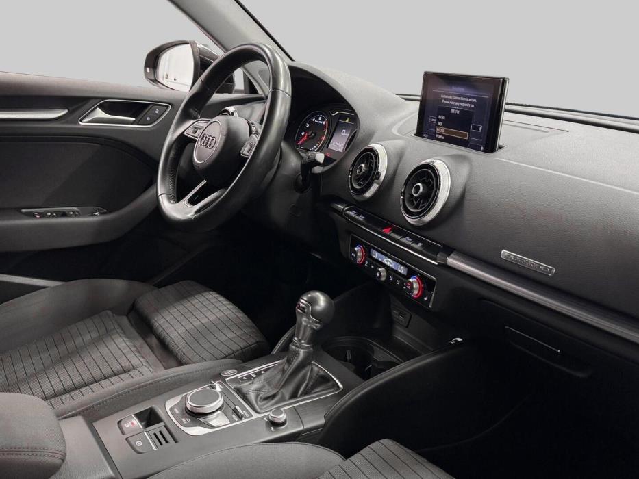 AUDI A3 2017